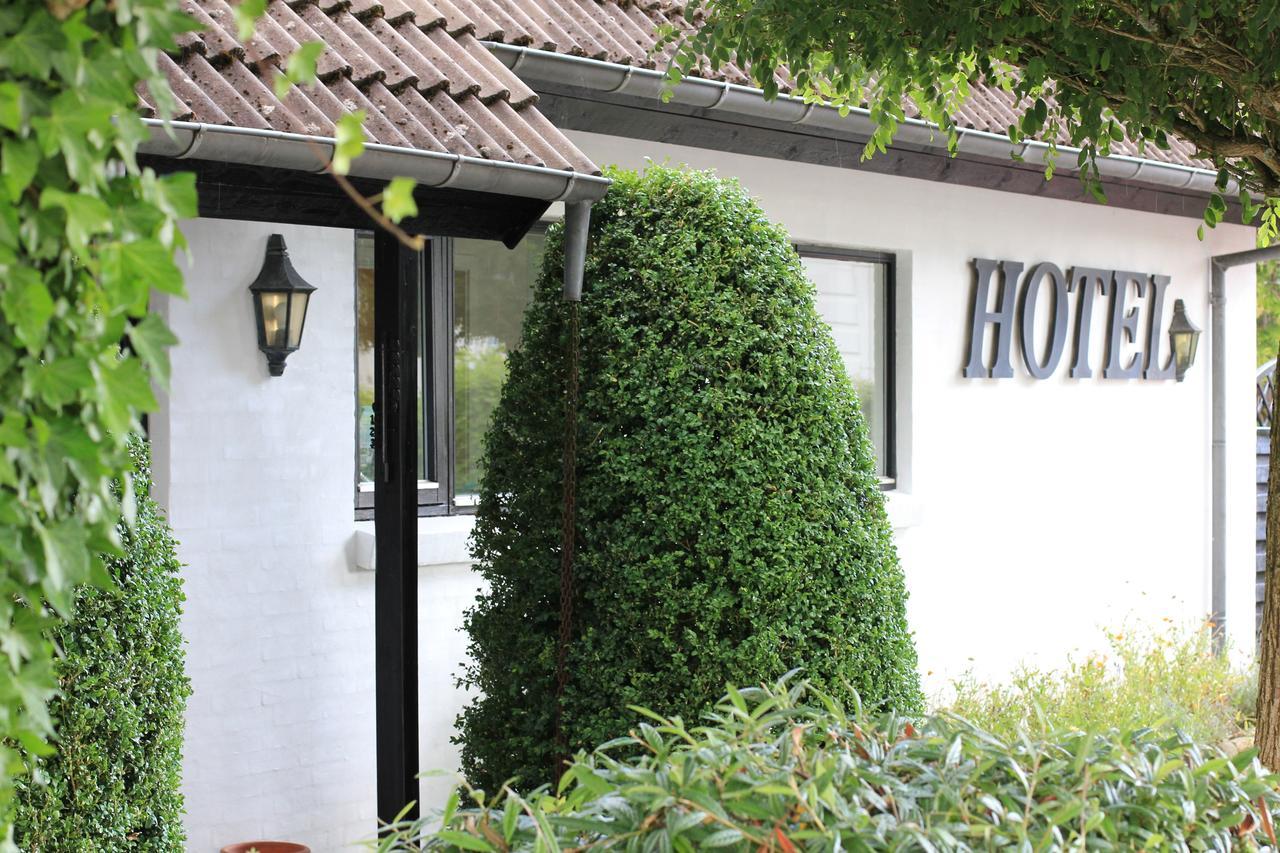 Lyng Dal Hotel Og Restaurant Ry Kültér fotó